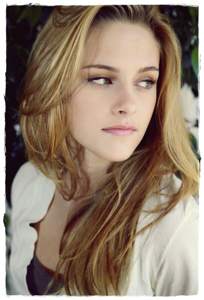 Kristen Stewart long layered hairstyle FashionEven kristen-stewart-long-layered-hairstyle-fashioneven
