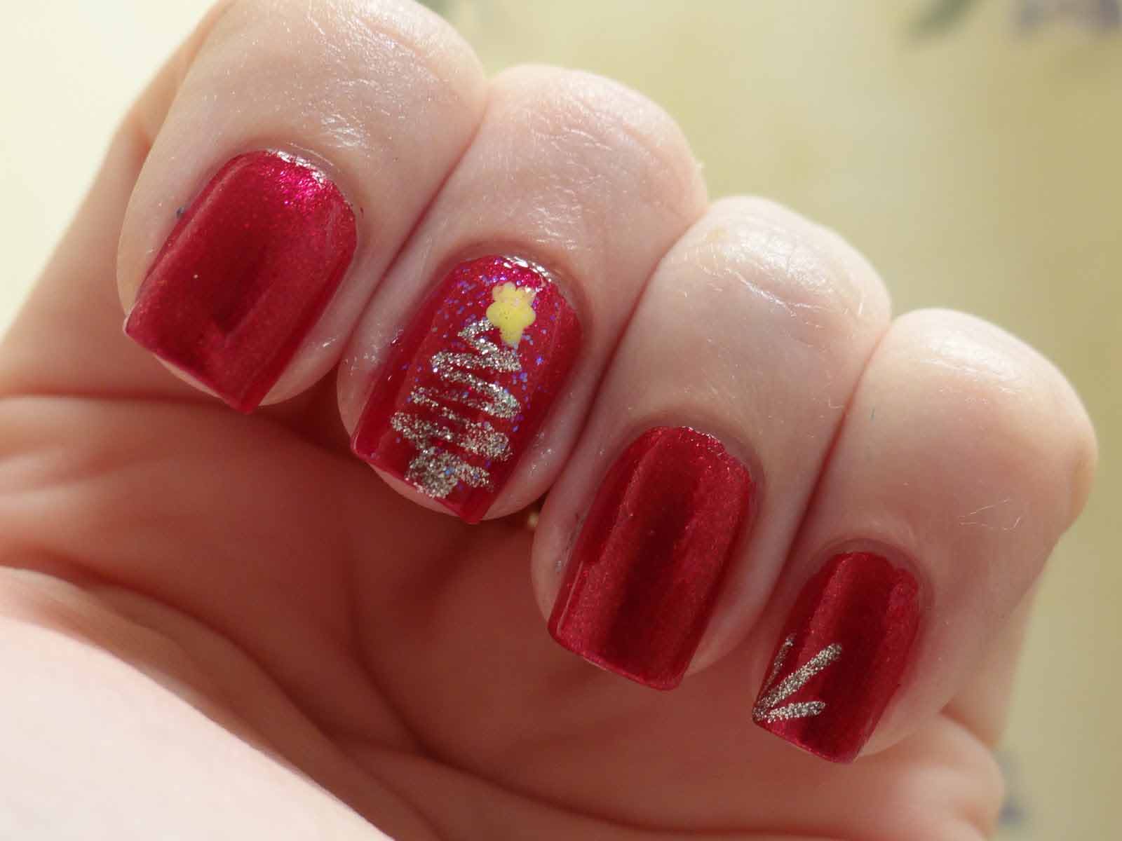 latest new year nail art designs