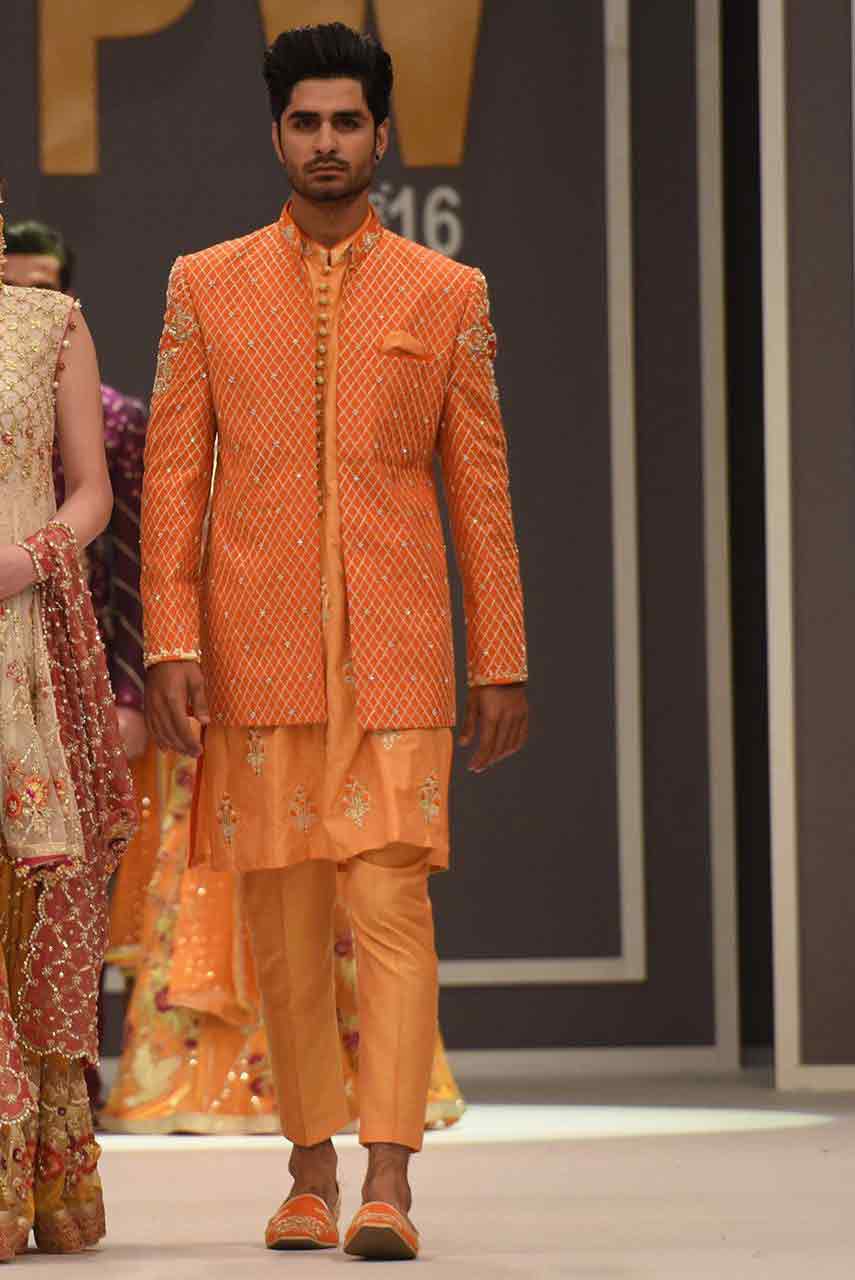 new stylish peach pakistani groom wedding sherwani designs 2017 for mehndi with jacket style