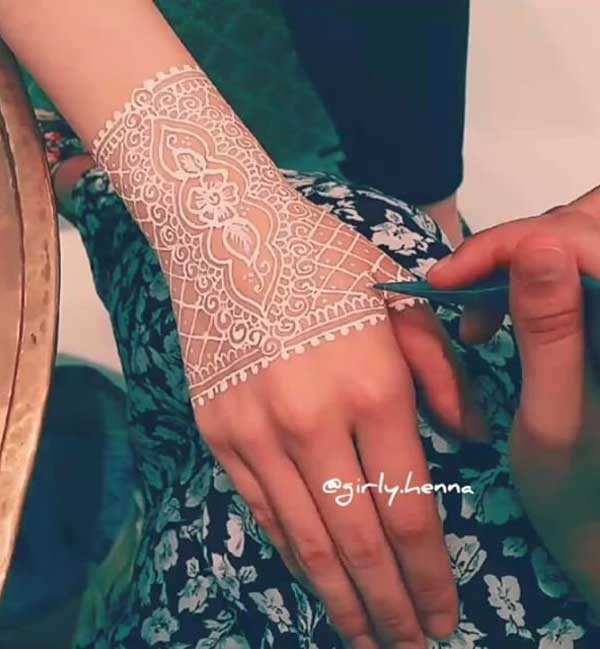 beautiful christmas white henna tattoos, latest mehndi design for christmas