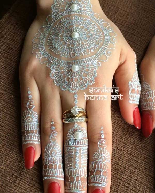 beautiful christmas white henna tattoos, latest mehndi design for christmas