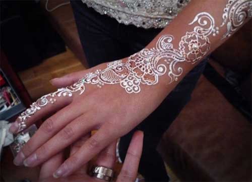 beautiful christmas white henna tattoos, latest mehndi design for christmas