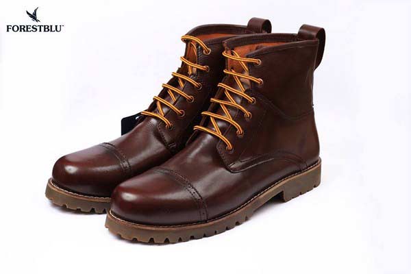 best collection of boots for men latest winter fashion accessories trend 2017 2018 in Pakistan