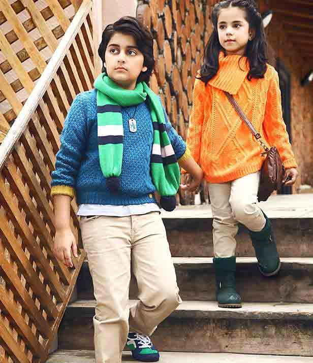 new scarves collection for kids latest winter fashion accessories trend 2017 2018 in Pakistan