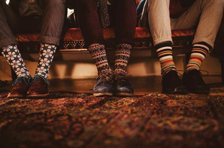 new stripped winter socks for men latest winter fashion accessories trend 2017 2018 in Pakistan 