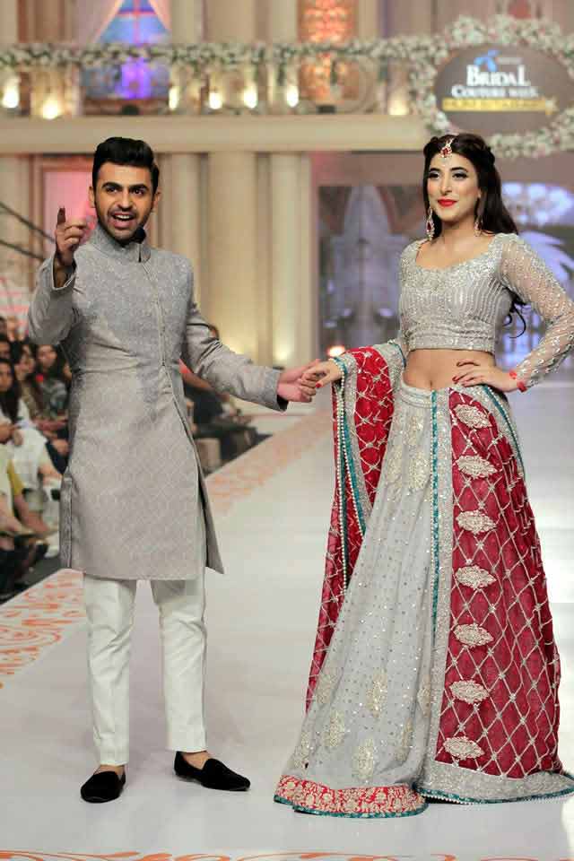 bridal in most trendy grey lehnga choli with red dupatta and groom in matching grey short sherwani with white pajama or trouser latest indian and pakistani wedding matching dress combinations for bride and groom 2017