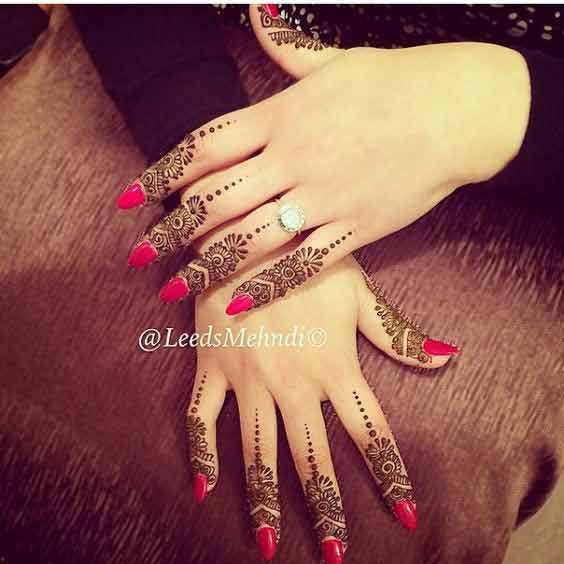 Only fingers mehndi