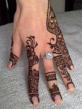 Index and ring finger mehndi