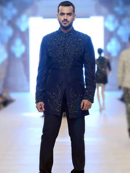 New design of black short sherwani by designer new short sherwani styles 2017 sherwani for men in pakistan