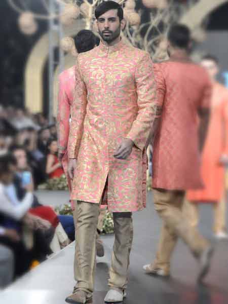 Best light pink short sherwani with skin trouser new short sherwani styles 2017 sherwani for men in pakistan