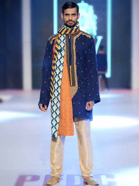 Latest blue short sherwani with dupatta or patka and skin pajama new short sherwani styles 2017 sherwani for men in pakistan