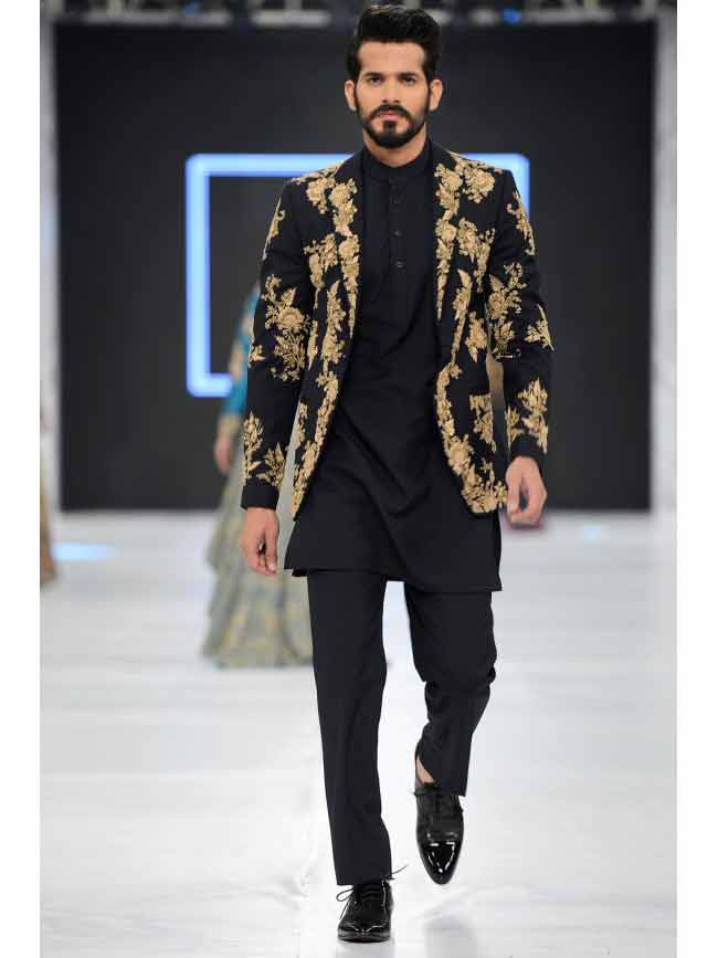 best black and golden embroidered new short sherwani styles 2017 sherwani for men in pakistan with simple black pants