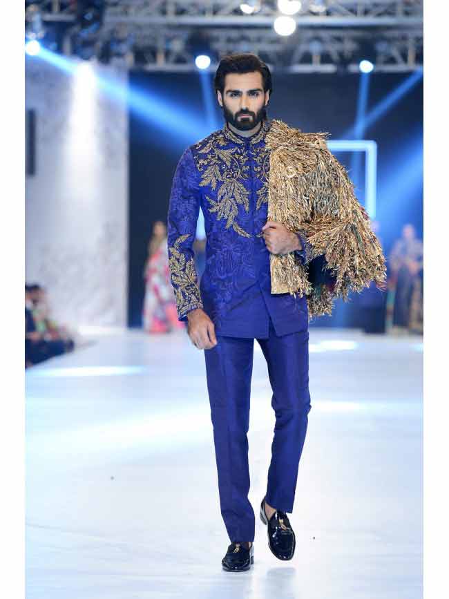 new wedding short sherwani in royal blue with golden embroidered jacket new short sherwani styles 2017 sherwani for men in pakistan