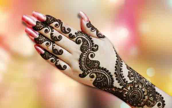 back hand beautiful and simple Pakistani mehndi designs 2017 for eid