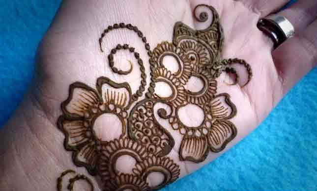 new fashion of front hand floral mehndi designs for men 2017