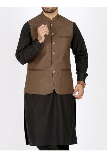 men brown waistcoat with black kurta men eid kurta shalwar kameez and waistcoat dress designs 2017 by Junaid Jamshed 