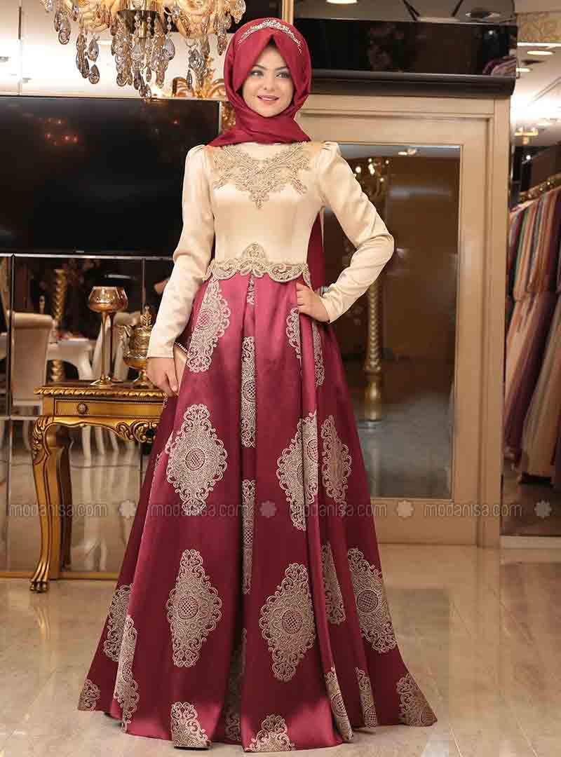 best maroon hijab with lehnga choli or skirt blouse new eid party hijab style 2017