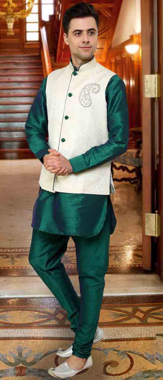 Dark green kurta pajama with white waistcoat for Pakistan independence day dresses for boys 2017