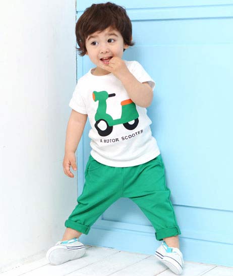 White shirt with green pants for 14th august dresses for baby boys in Pakistan 2017