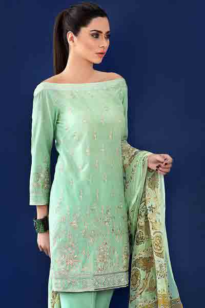 Light green boat neck shirt with dupatta dresses for Eid ul Azha 2017 by Gul Ahmed