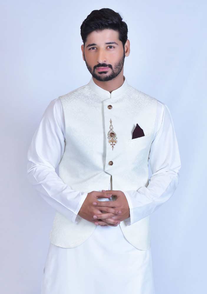 White waistcoat designs 2017 with white kurta for boys in Pakistan