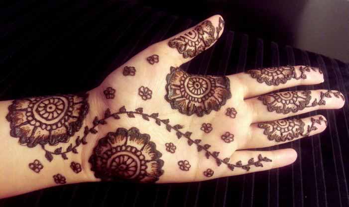 front hand mehndi designs for boys hands 2017