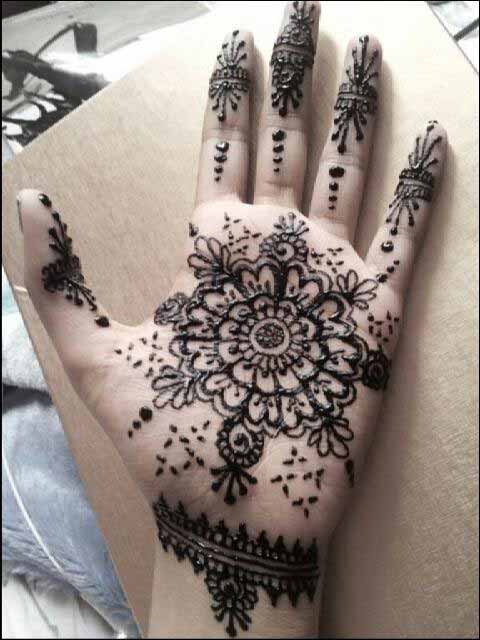 Front handmehndi designs for boys hands 2017