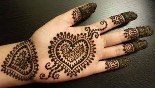 Heart front hand mehndi designs for boys hands 2017