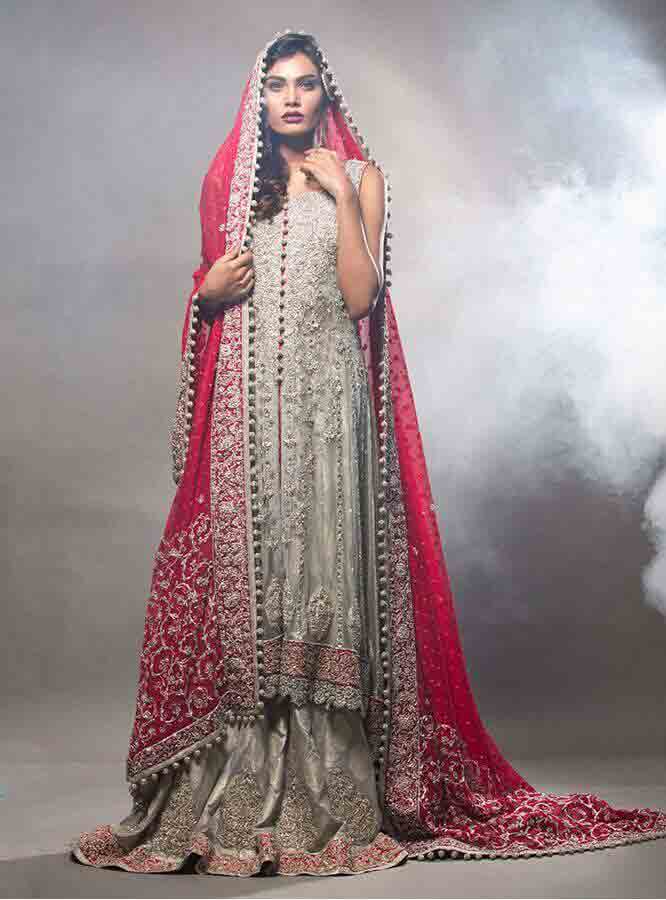 Gray Pakistani bridal long tail maxi gown dress designs 2017 with red dupatta