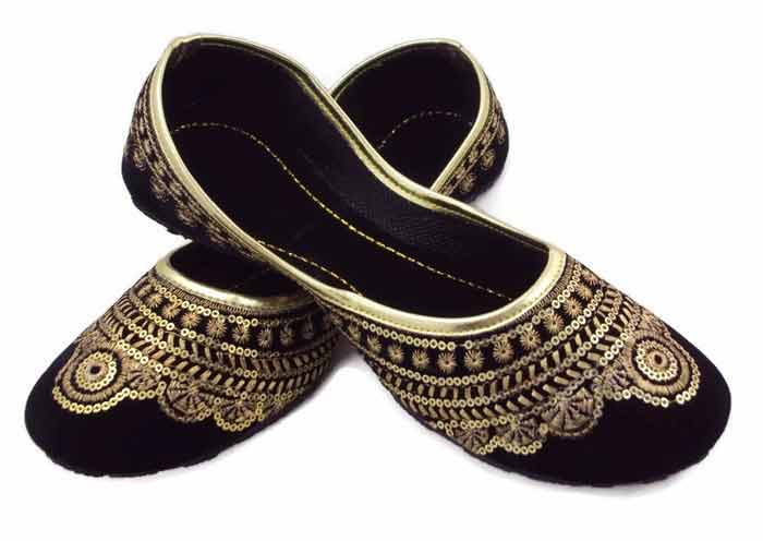 Black fancy khussa shoes designs