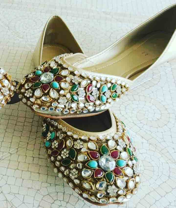 Red and green kundna fancy khussa shoes designs for girls