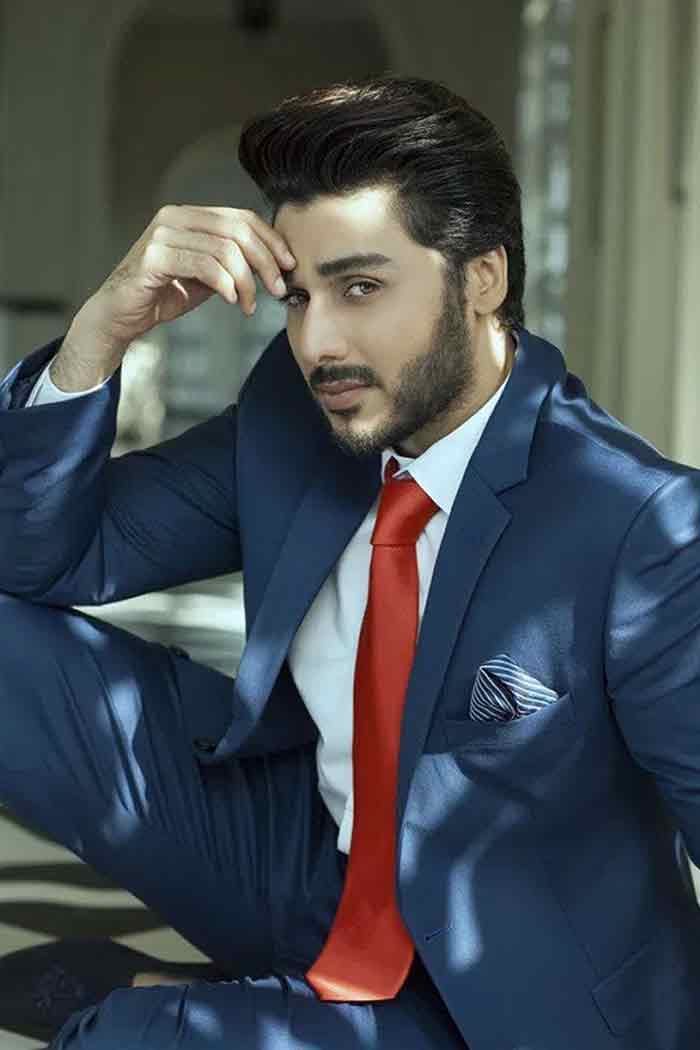 White shirt and red tie combinations with navy blue suits in Pakistan