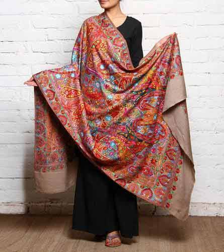 Ladies pashmina shawls in multicolor color for winter season