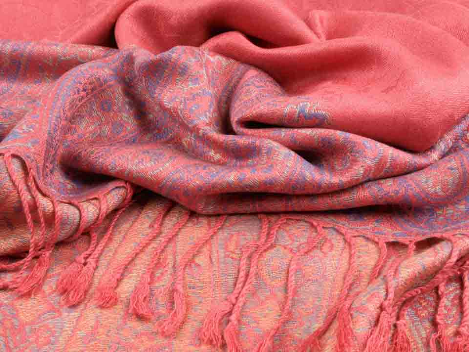 Ladies pashmina shawls in pink color for winter season