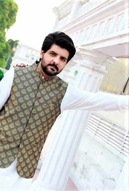 Latest white kurta with green waistcoat for groom