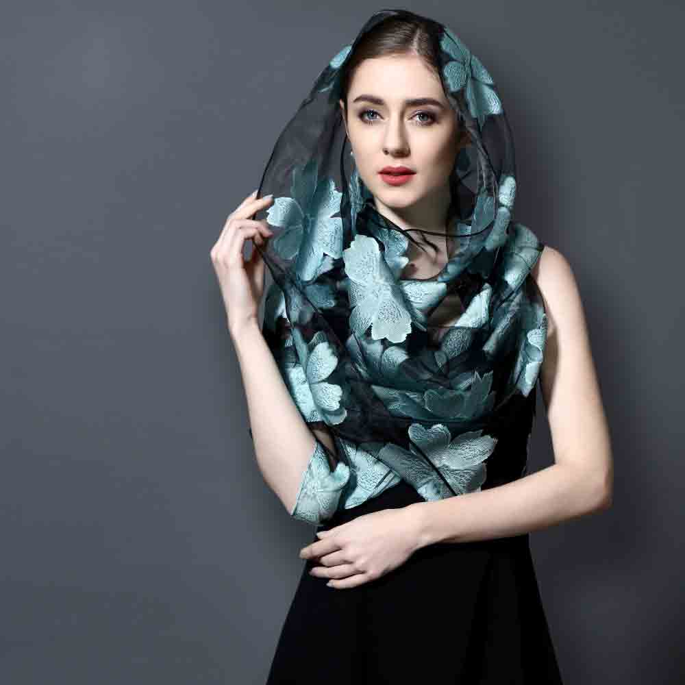 Latest head scarf style for women
