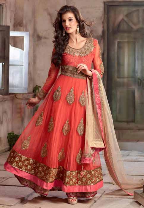 Pakistani peach anarkali frock style for pear body