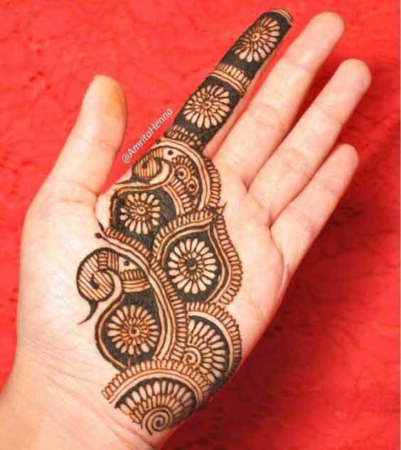 Selfsame eid mehndi design for front hand