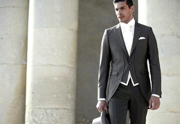 Dark grey wedding suit for men