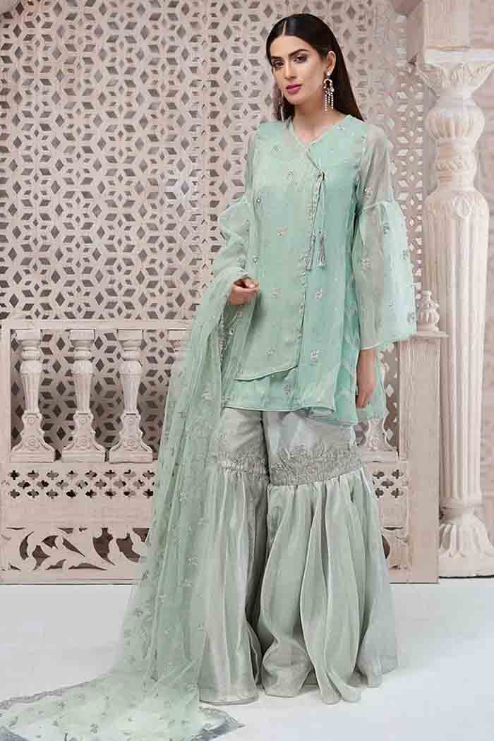 Stitching style of angrakha frock for Pakistani girls