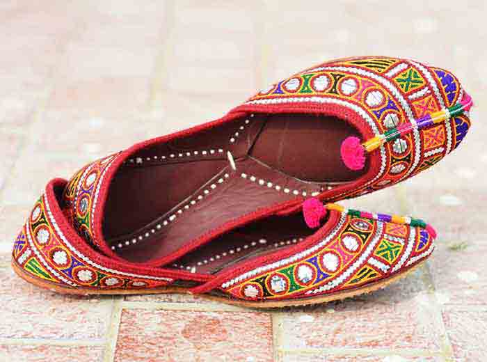 Multicolor embroidered khussa designs for girls