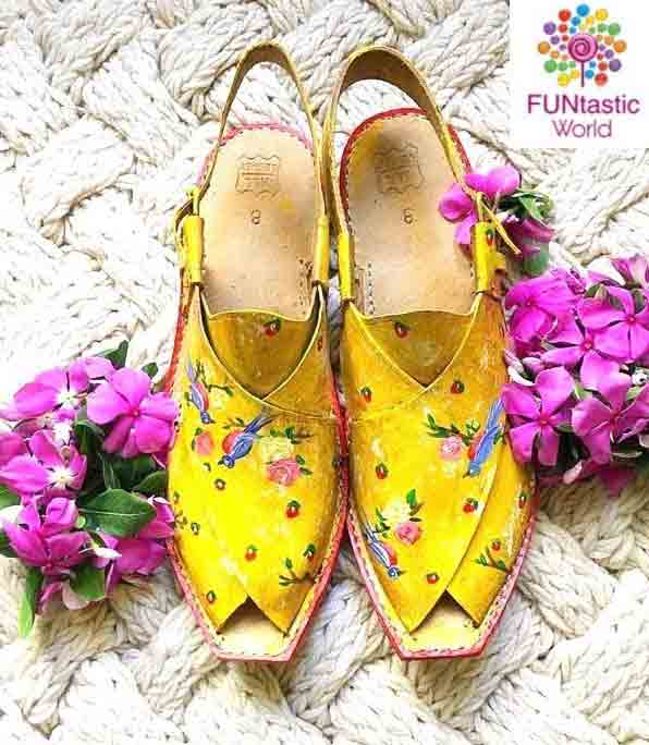 Yellow peshawari chappal in Pakistan