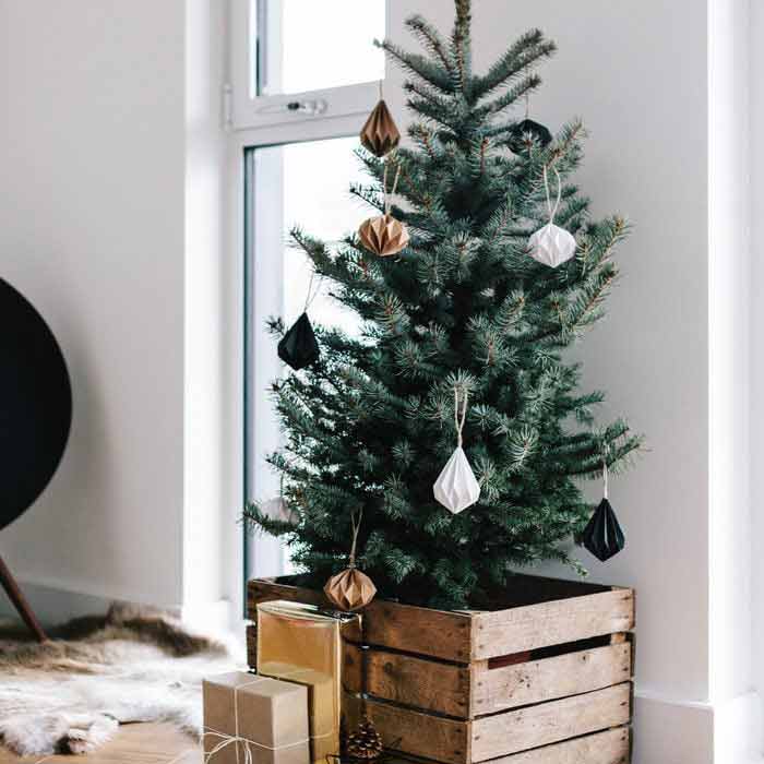 Minimal natural theme Christmas tree