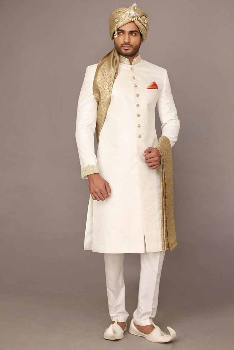 Wedding Sherwani Designs For Groom Barat In 2024-2025 | FashionEven